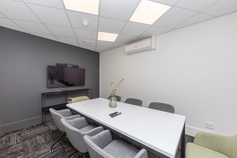 To Let commercial Property for Rent in Gardens Western Cape